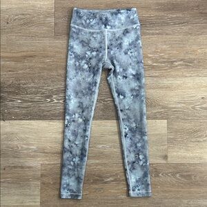 Athleta Kids Gray Tie-Dye Leggings
